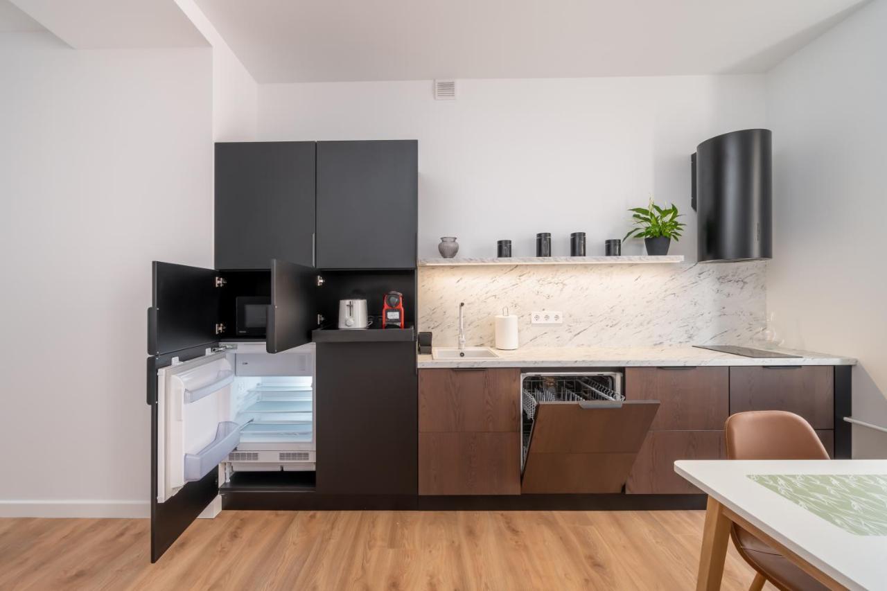 Spacious 1-Bedroom Apartment In The Heart Of Old Town Rīga Exterior foto