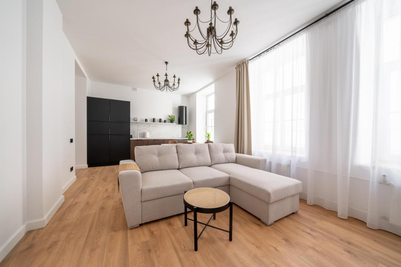 Spacious 1-Bedroom Apartment In The Heart Of Old Town Rīga Exterior foto